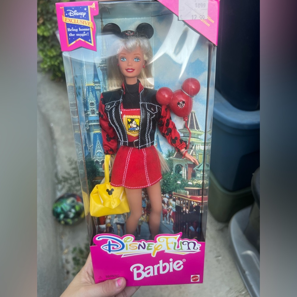 Vintage 1990s DisneyFun Barbie! Never opened. In mint condition.